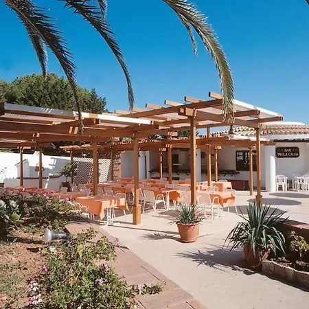 Sleeps 4 Pool Wifi T763933