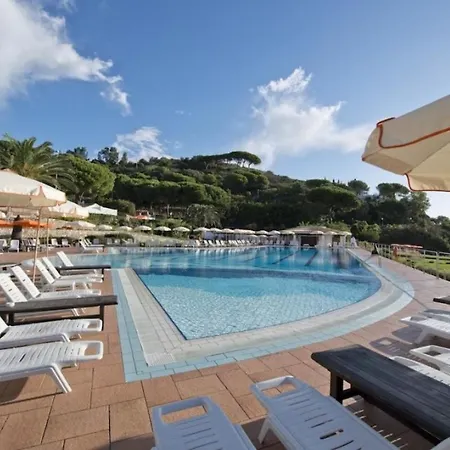 Sleeps 4 Pool Wifi T763933 דירה
