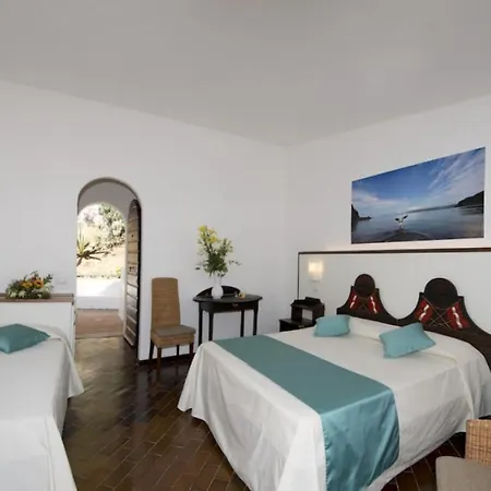 Sleeps 4 Pool Wifi T763933 *