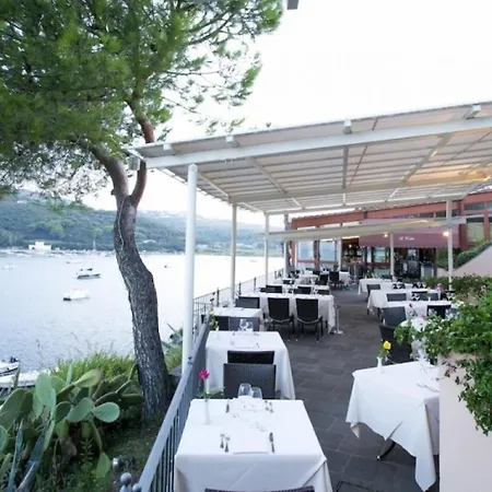 Sleeps 4 Pool Wifi T763933 Διαμέρισμα Porto Azzurro