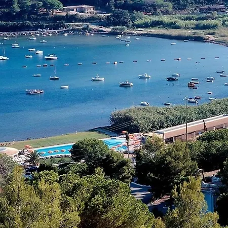 Sleeps 4 Pool Wifi T763933 Porto Azzurro